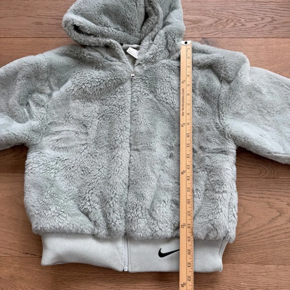Nike Sportswear Women's Faux Fur Full-Zip Hoodie Sage Green DD5116-013 XS - Picture 10 of 11